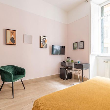 Domus Castroni Scipioni Acomodação com café da manhã Roma Exterior foto